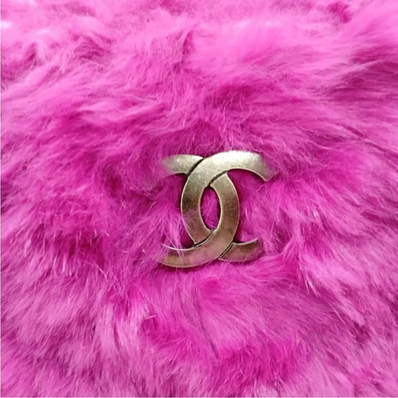 Chanel Rabbit Fur Bag - Fuscia - Picture 12 of 16